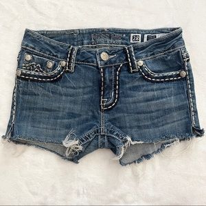 MISS ME Sunny Skinny Shorts Womens Size 28 Blue Cutoff Big Stitches Zip Fly